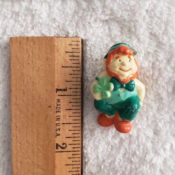 Vintage Gibson Greeting Leprechaun Pin 4 Leaf Clover St. Patrick's Day - Picture 2 of 6